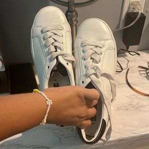 Brand New Alice & Olivia sneakers